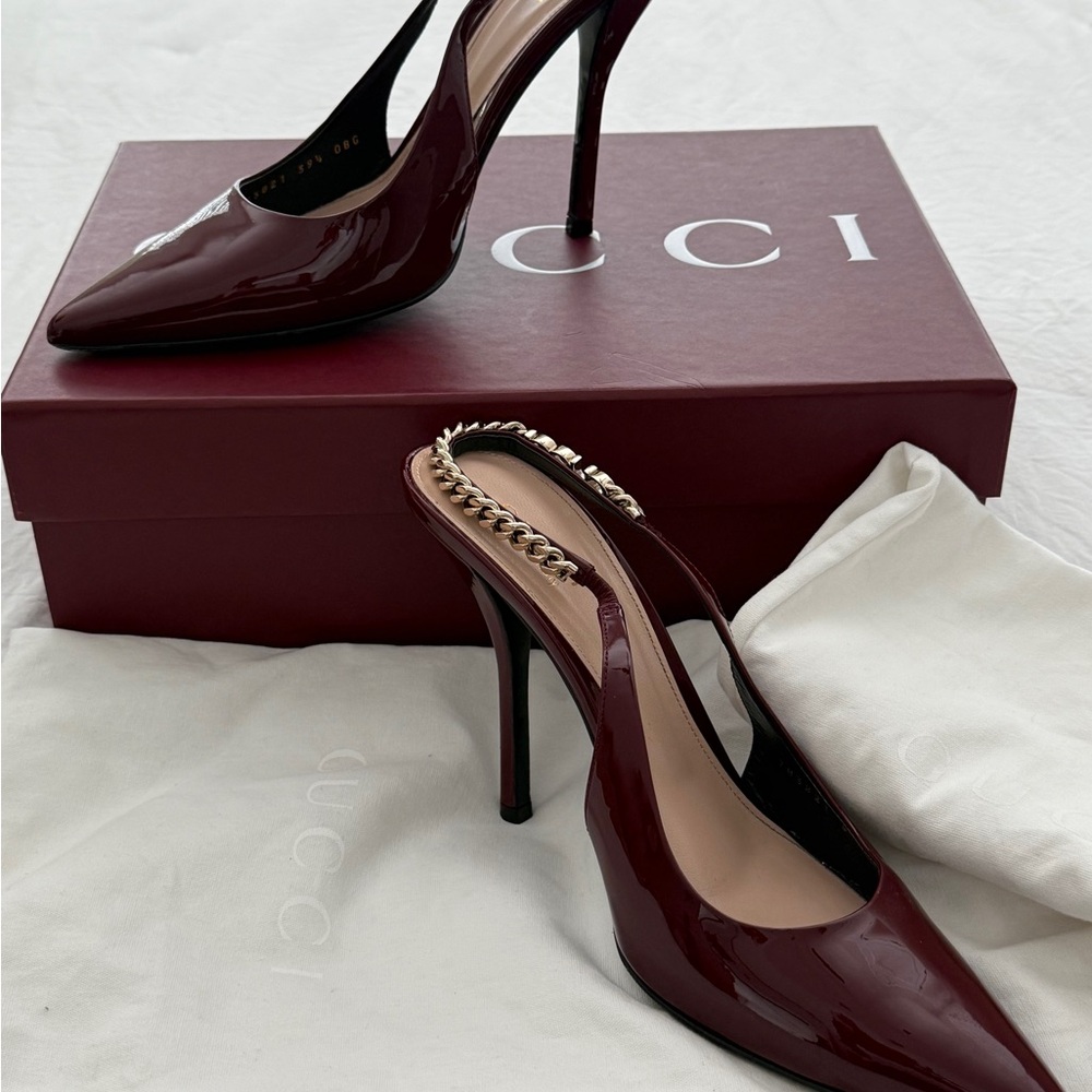 Gucci Signoria Slingback Pump